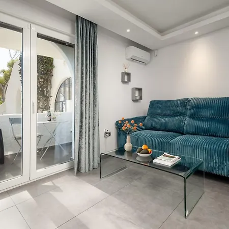 Puerto Banus Duplex Penthouse With Rooftop Terrace *